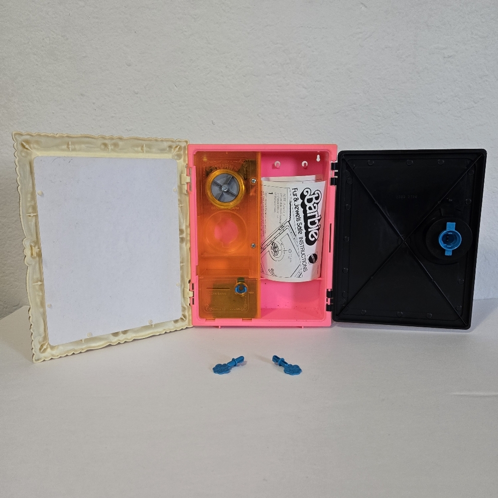 Barbie Fur & Jewels Safe - Pink and Black Complete - Picture 5 of 8